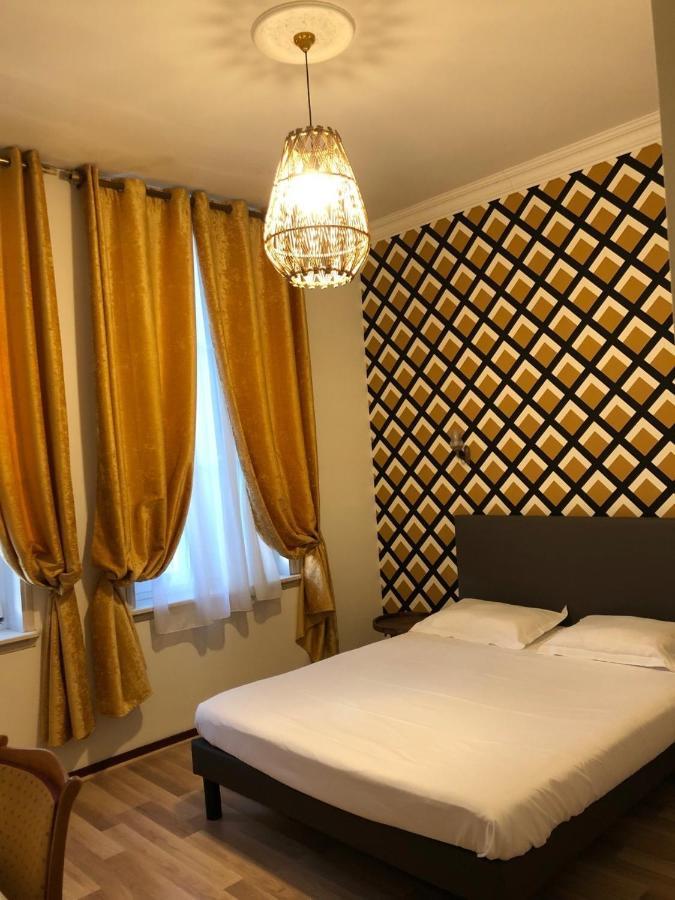 Emilie Hotel 2*